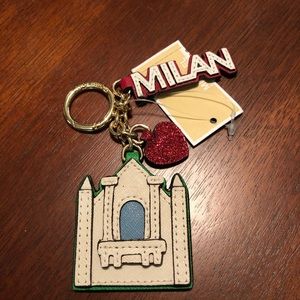 MICHAEL MICHAEL KORS LEATHER KEY CHARM